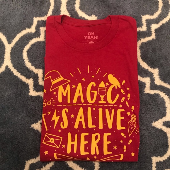 NWOT Oh Yeah! Apparel Harry Potter T-Shirt - Picture 3 of 4